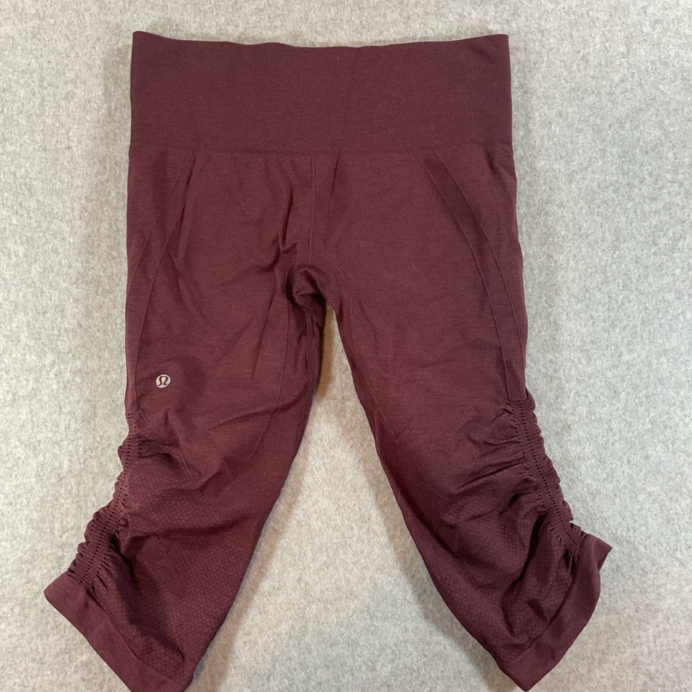 Lululemon Ebb to Street Tight II Crop Leggings Dark Red‎ Burgundy Size 8 66